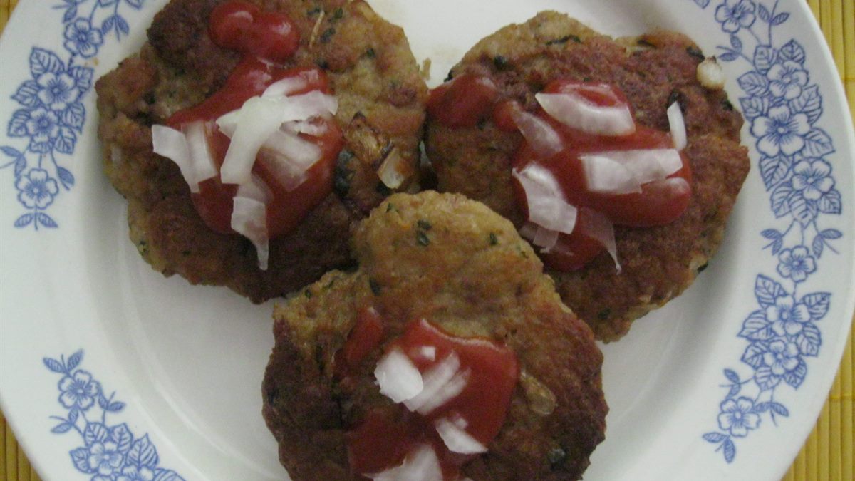 DOMAĆI HAMBURGERI