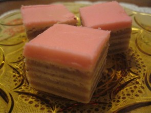 ROZEN TORTA
