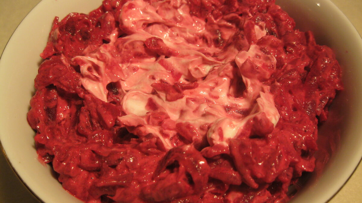 SALATA OD CVEKLE SA PAVLAKOM