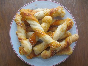 DOMAĆI SLANI ŠTAPIĆI