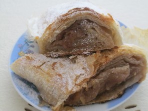 PITA SA JABUKAMA