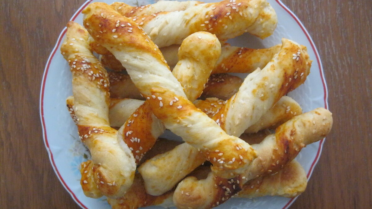 DOMAĆI SLANI ŠTAPIĆI