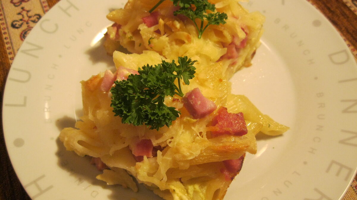ZAPEČENE MAKARONE SA ŠUNKOM