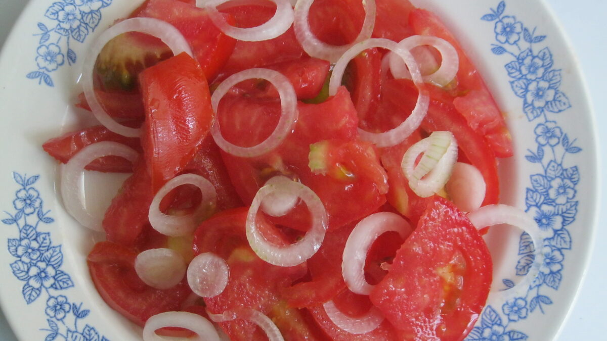 SALATA OD PARADAJZA