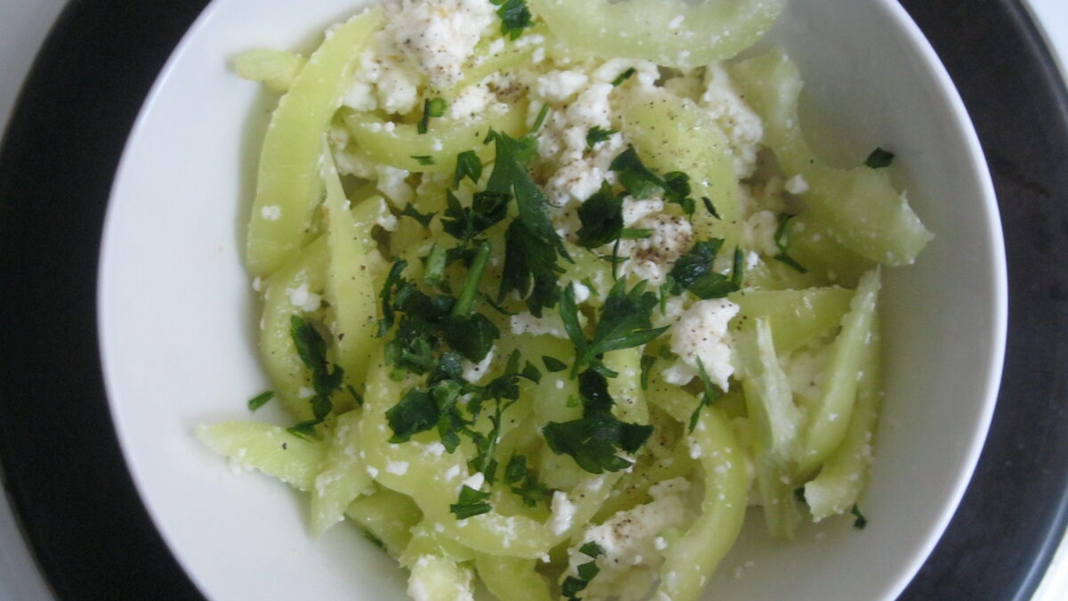 SALATA OD SVEŽE PAPRIKE