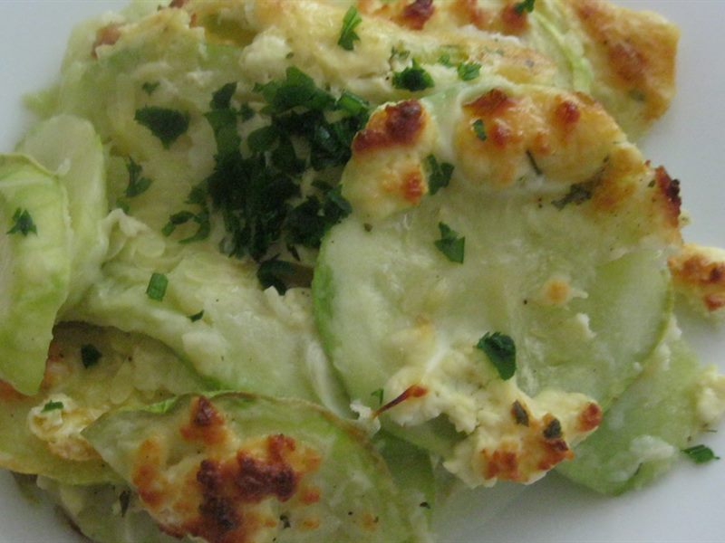 GRATINIRANE TIKVICE SA SIROM