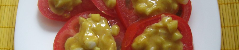 SALATA OD PARADAJZA SA SENFOM