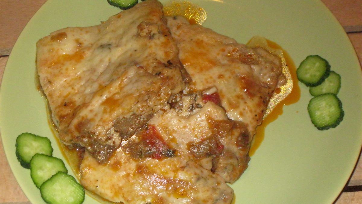 PATLIDžAN SA BEŠAMEL SOSOM