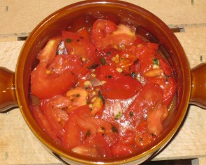 SALATA OD PEČENIH PAPRIKA I PARADAJZA