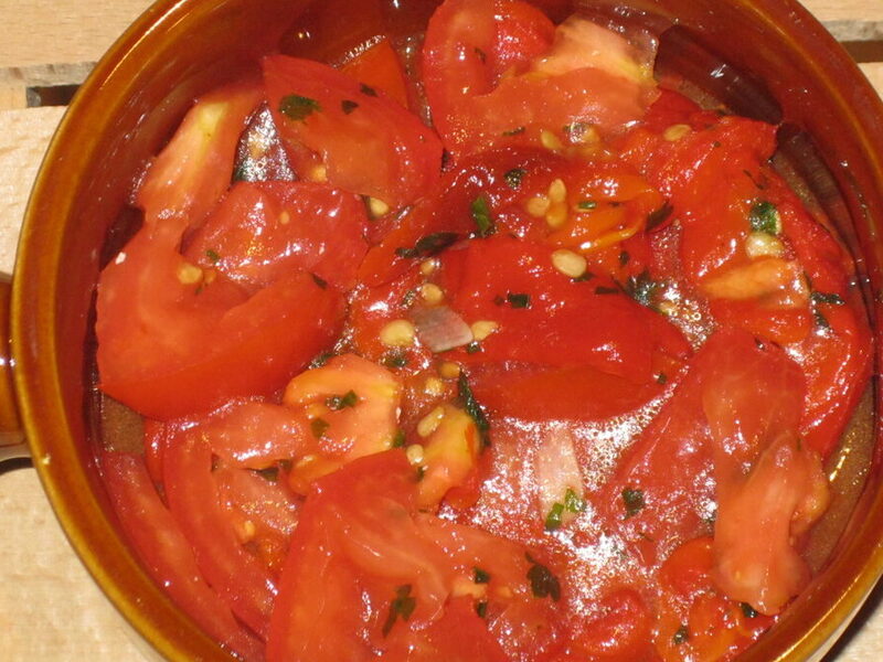 SALATA OD PEČENIH PAPRIKA I PARADAJZA