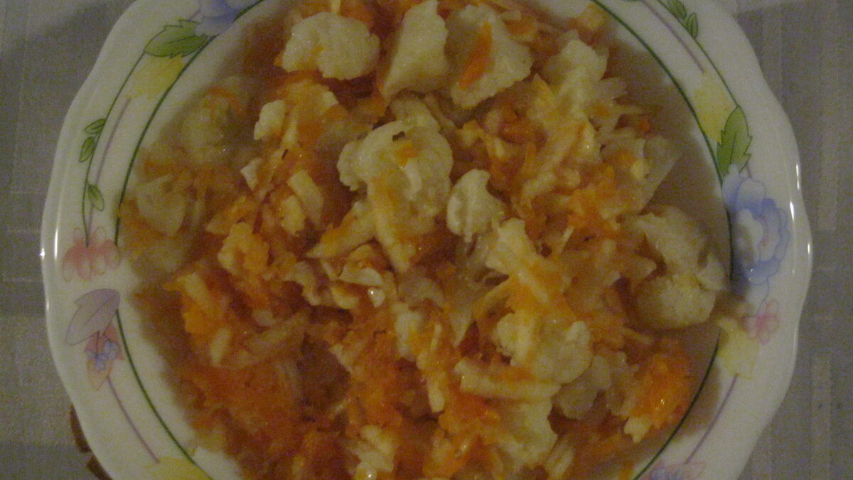 SALATA OD KARFIOLA I ŠARGAREPE