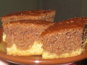 DVOBOJNI KOLAČ