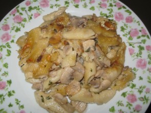 ZAPEČENE MAKARONE SA PEČURKAMA