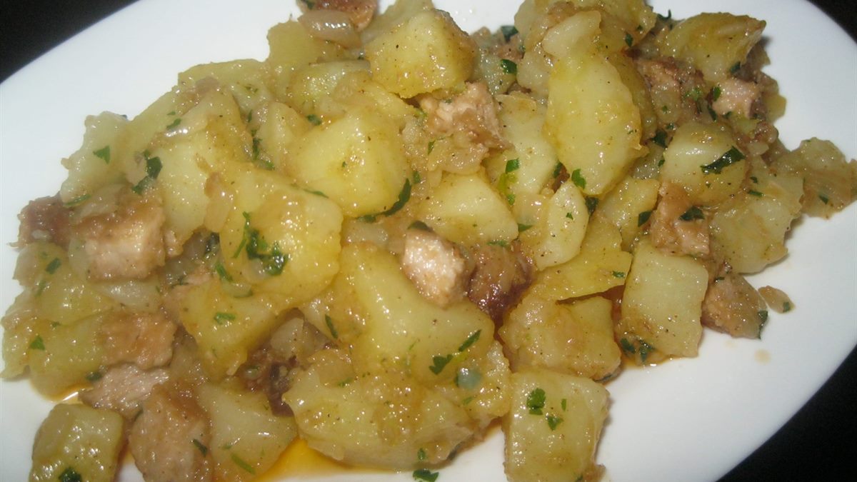 RESTOVANI KROMPIR SA MESOM
