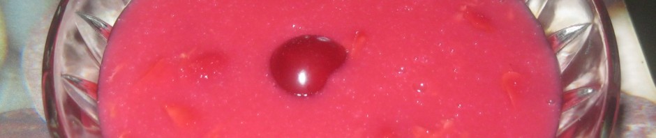 DOMAĆI GRIZ PUDING SA VIŠNjAMA