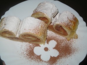 PITA OD LISNATOG TESTA SA JABUKAMA