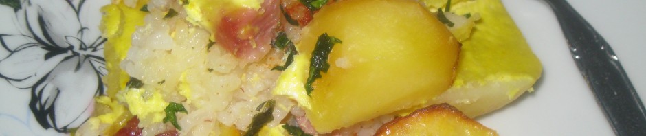 SLOŽENAC OD KROMPIRA, PIRINČA I SLANINE