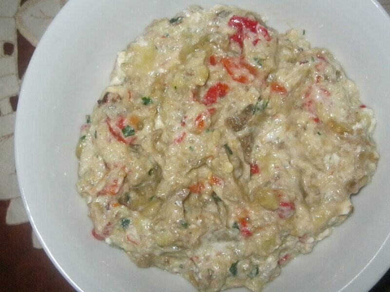 SALATA OD PATLIDžANA SA SIROM