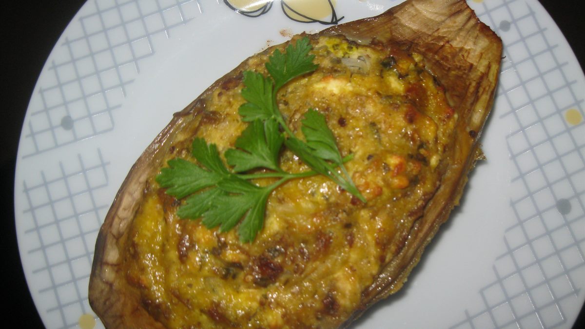 PLAVI PATLIDžAN PUNjEN SIROM