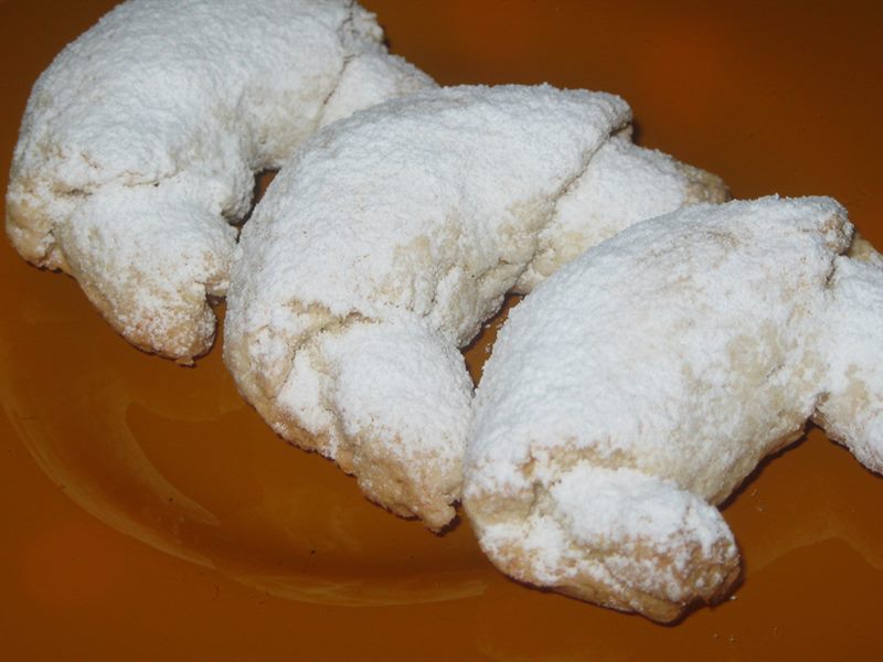 POSNE KIFLICE SA KOKOSOM