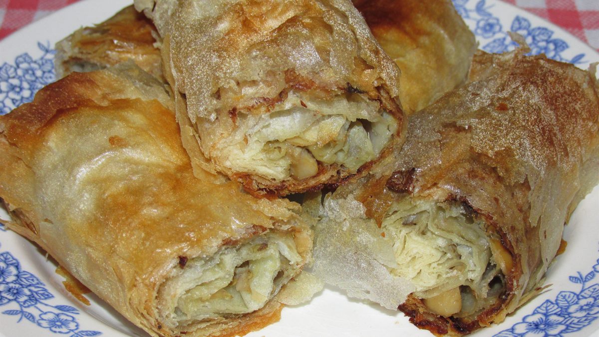 PITA SA PLAVIM PATLIDžANOM I ŠAMPINjONIMA