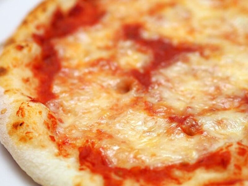NAJ PIZZA, KAKO SE PRAVI?